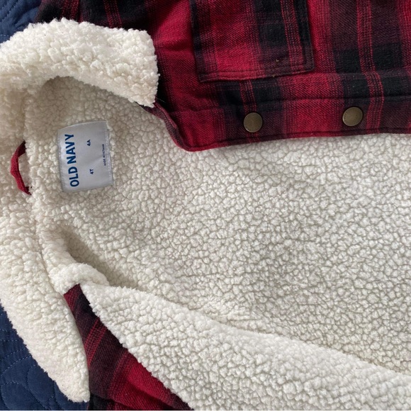 Size 4 toddler plaid jacket - Picture 3 of 3